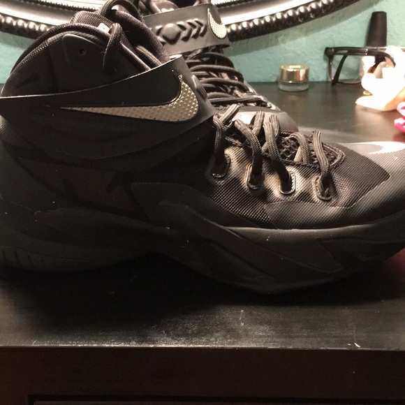 All black 2015 lebrons - Picture 3 of 3